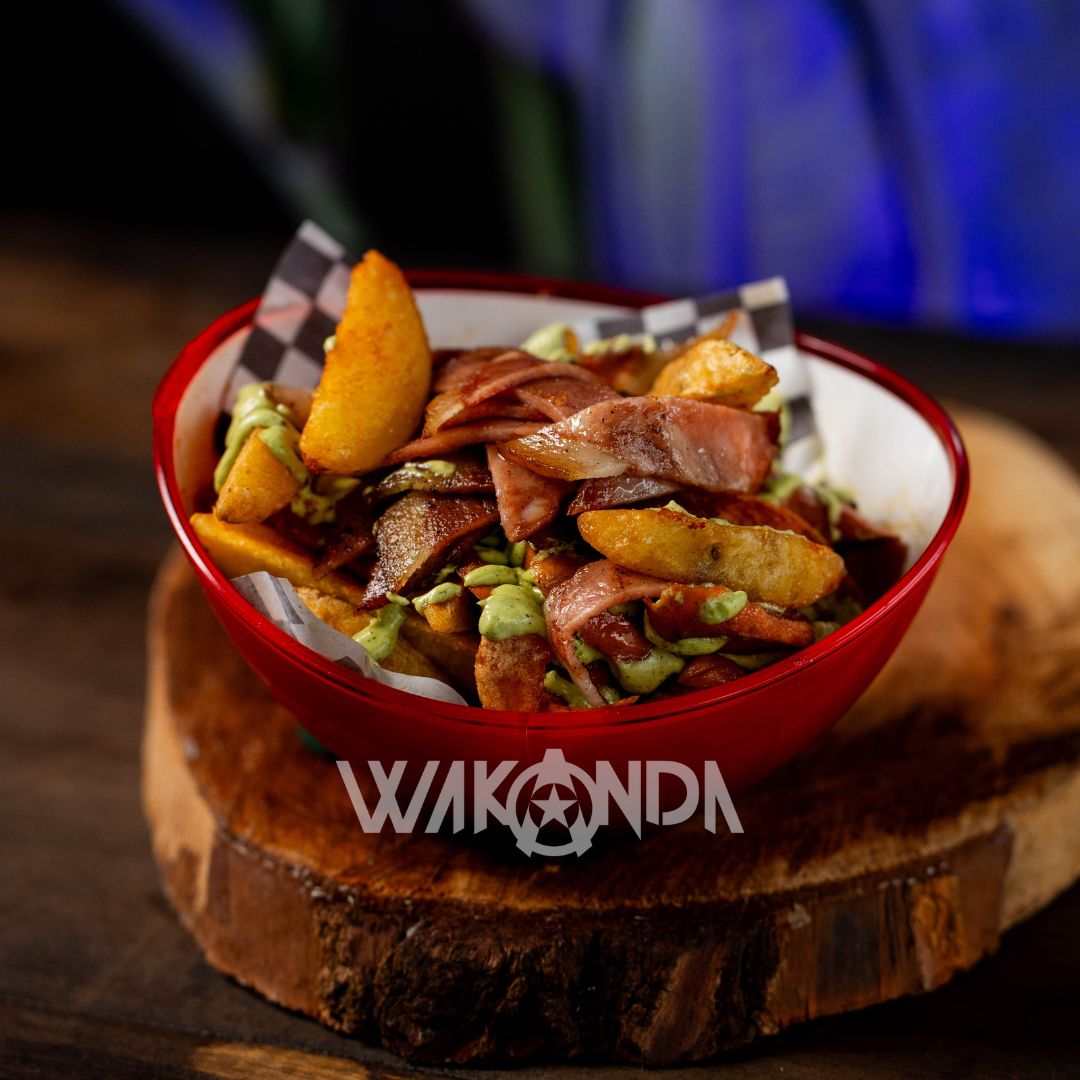 Salchipapa Wakanda